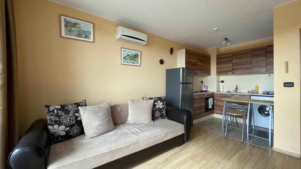 Garden Of Eden B3-2 Private One Bedroom Apartment Sveti Vlas Dış mekan fotoğraf